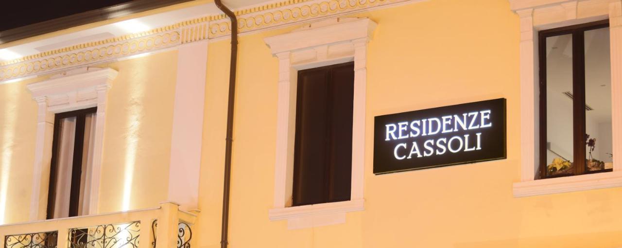Residenze Cassoli - Lamezia Centro Lamezia Terme Eksteriør billede
